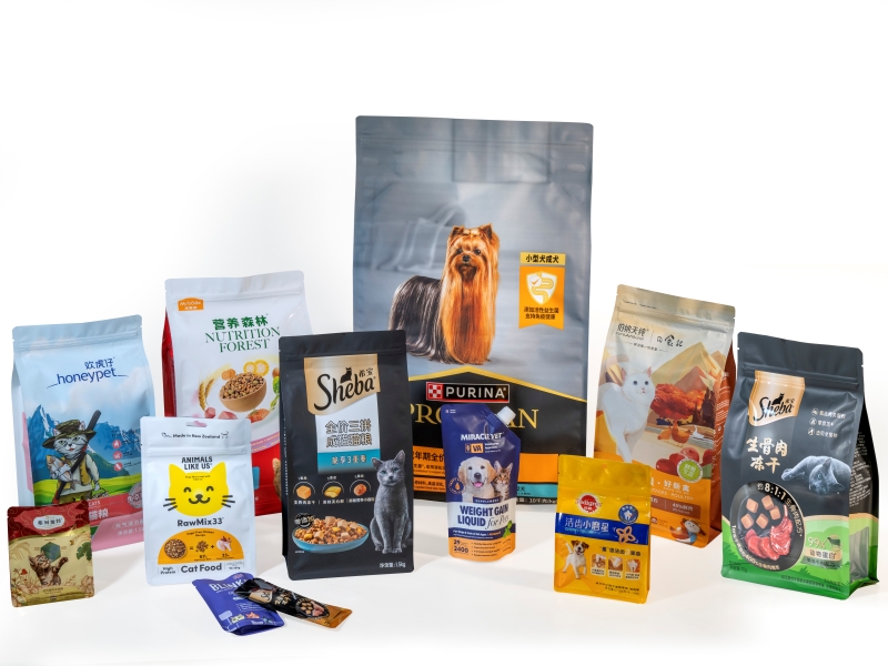 حلول تغليف أغذية الحيوانات الأليفة المرنة القابلة لإعادة التدوير